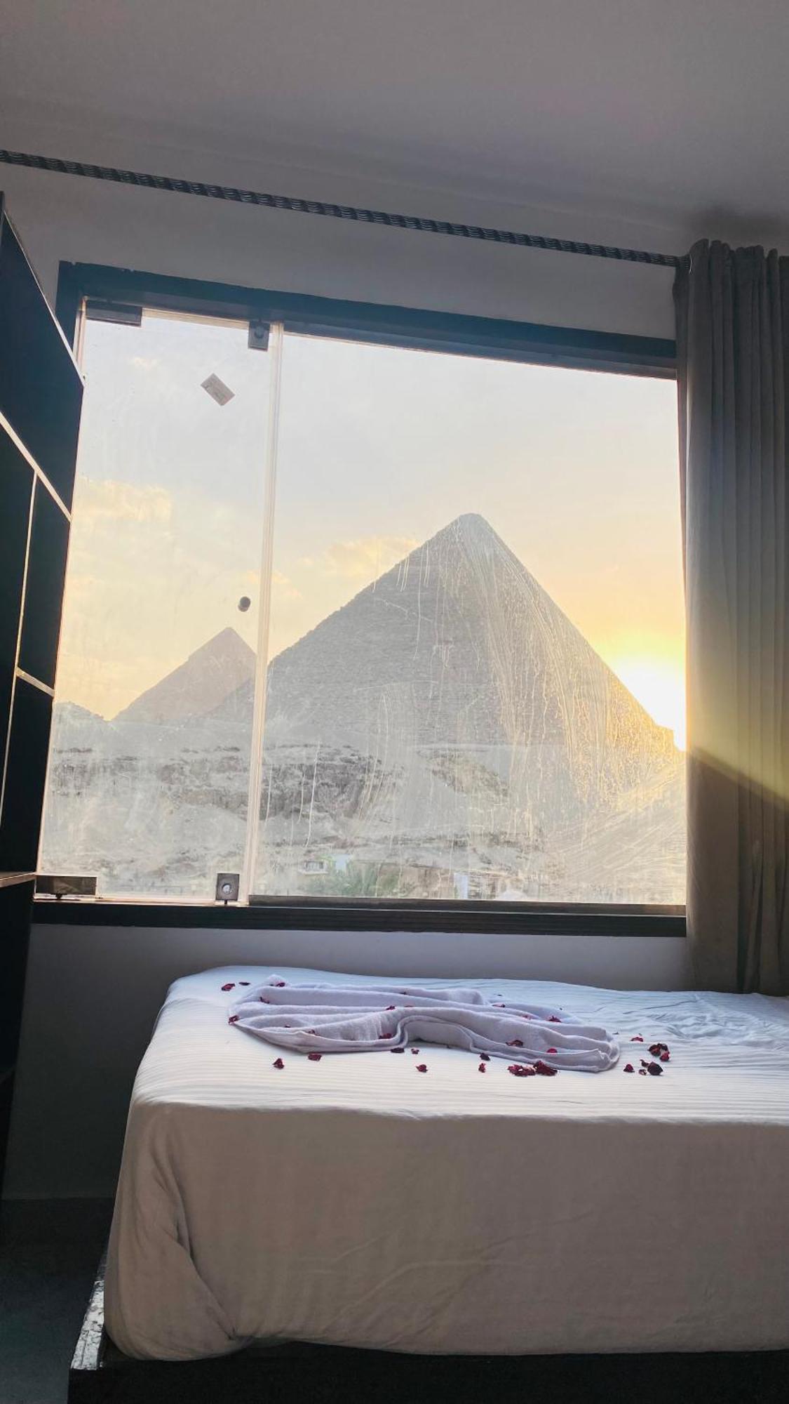 Alba Pyramids View Il Cairo Esterno foto
