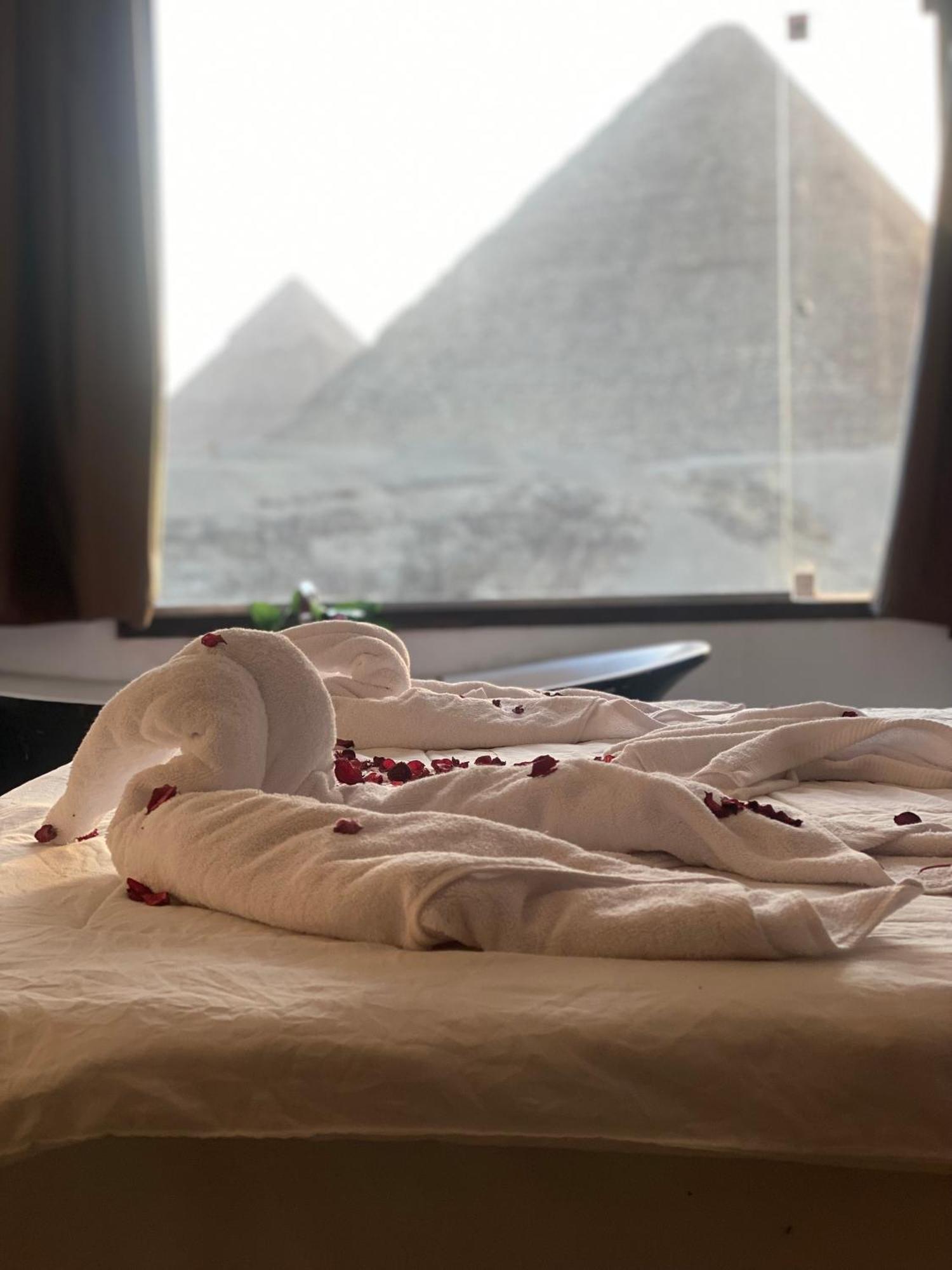 Alba Pyramids View Il Cairo Esterno foto