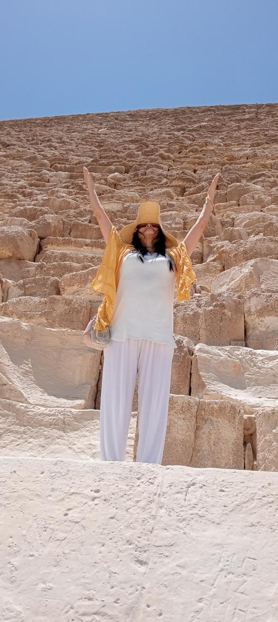 Alba Pyramids View Il Cairo Esterno foto
